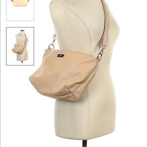 Tan BCBG Purse with changeable strap